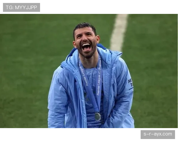 【阿圭罗新宠？揭秘他赖以成名的低平球绝技】