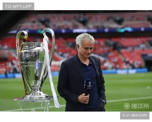 穆里尼奥重返皇马执掌教鞭,开启全新冠军蓝图 穆里尼奥重返皇马执掌教鞭,开启全新冠军蓝图