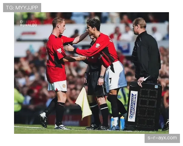 C罗五度加冕金球奖,书写足球传奇新篇章 C罗五度加冕金球奖,书写足球传奇新篇章