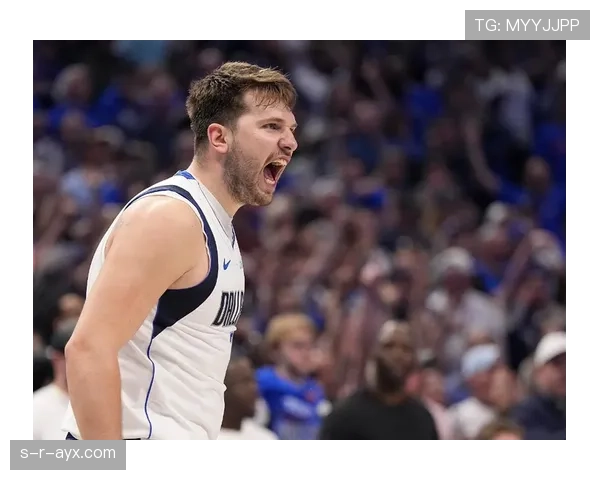 东契奇又晒豪宅，浴室比我家客厅还大！